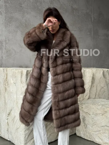 Шуба из куницы средней длины - фото 7