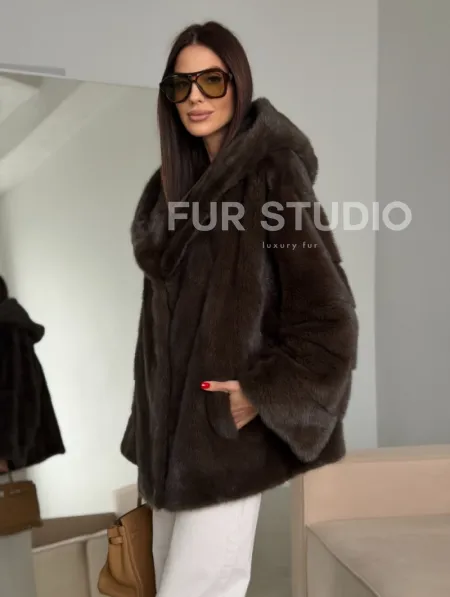Зимняя норковая шуба с капюшоном - фото 13