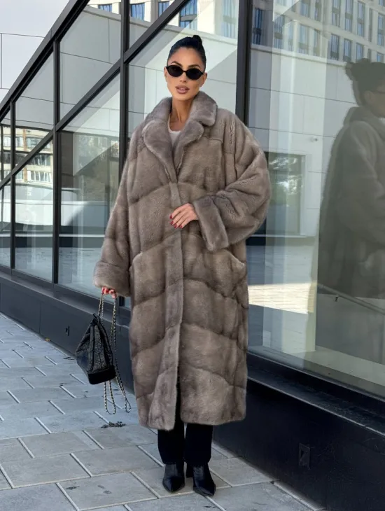 Шуба из меха норки в стиле «Oversize» - цвет сильвер - фото 0