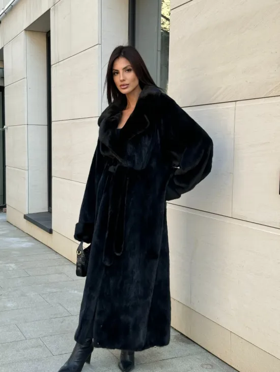 Длинная шуба кимоно Luxury Fashion из меха норки SAGA FURS - английский воротник - фото 0