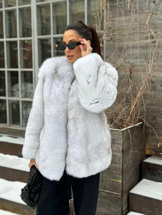 Песцовая шуба вертикального цельного кроя из меха песца - фото 6