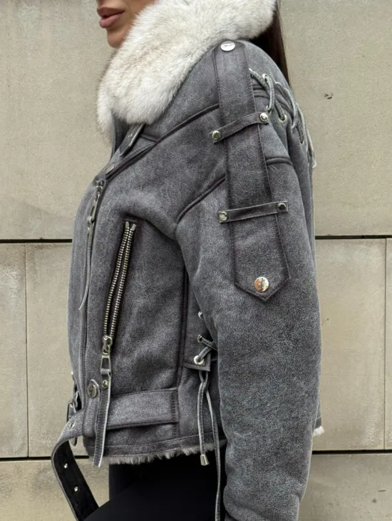 Стильная косуха-дубленка Vintage Grey с воротником из меха песца со шнуровкой на спине - фото 4