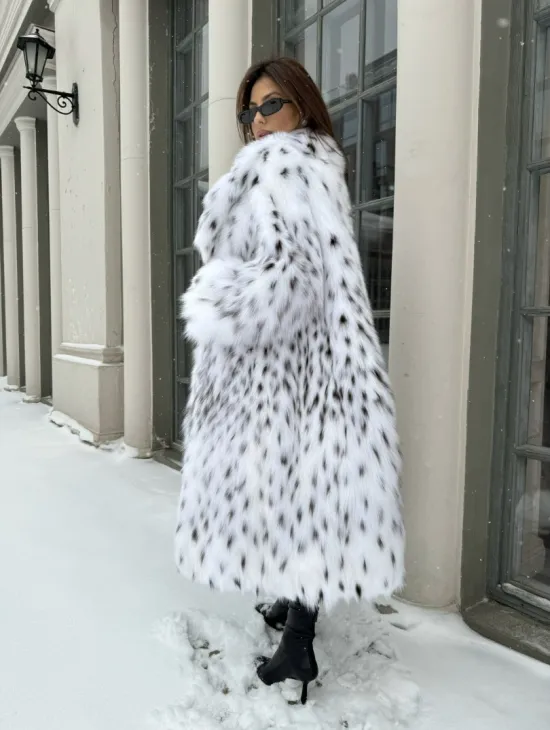 Шуба из меха кристальной лисы под рысь - английский воротник - фото 0
