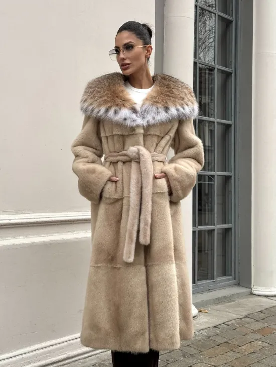 Классическая шуба из меха норки Champagne с капюшоном из рыси - фото 7