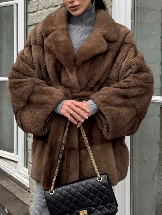 Premium мех, шуба летучая мышь из аукционной норки в натуральном цвете пастель - фото 3