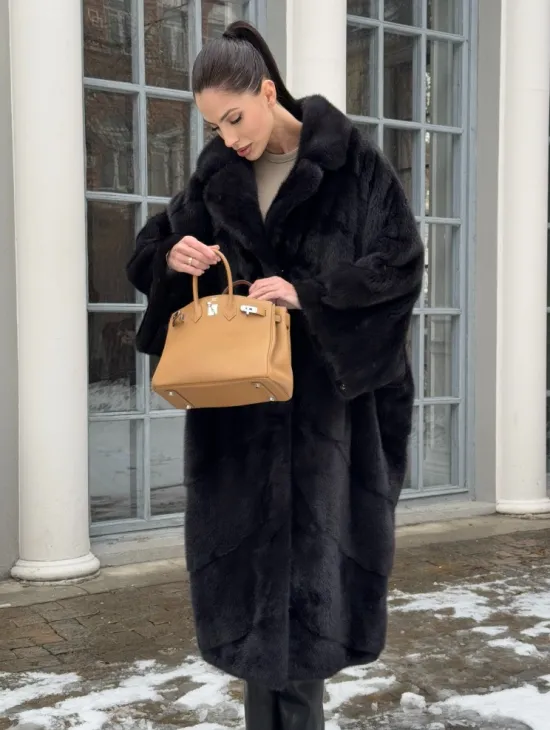Шуба норковая оверсайз в стиле 
