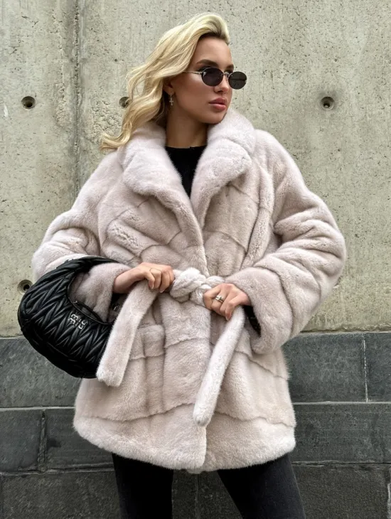 Светлый норковый полушубок PREMIUM FUR с английским воротником - фото 0