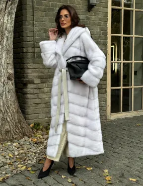 Белая норковая шуба с капюшоном - фото 9