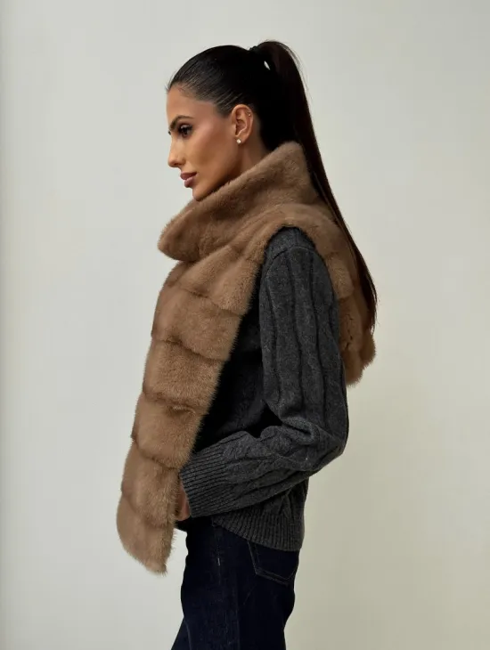 Бежевая норковая манишка - фото 8