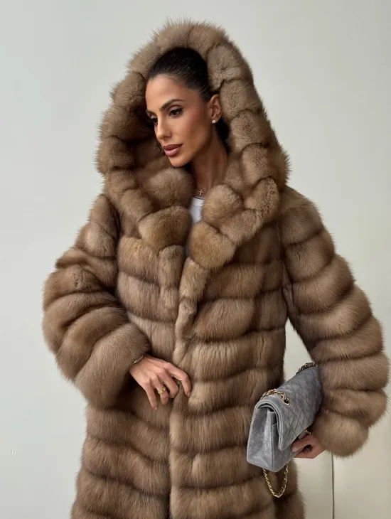 Шуба из куницы с капюшоном кобра - фото 6
