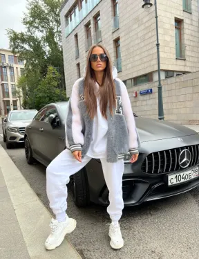 Короткая шубка - бомбер из шерсти - фото 7