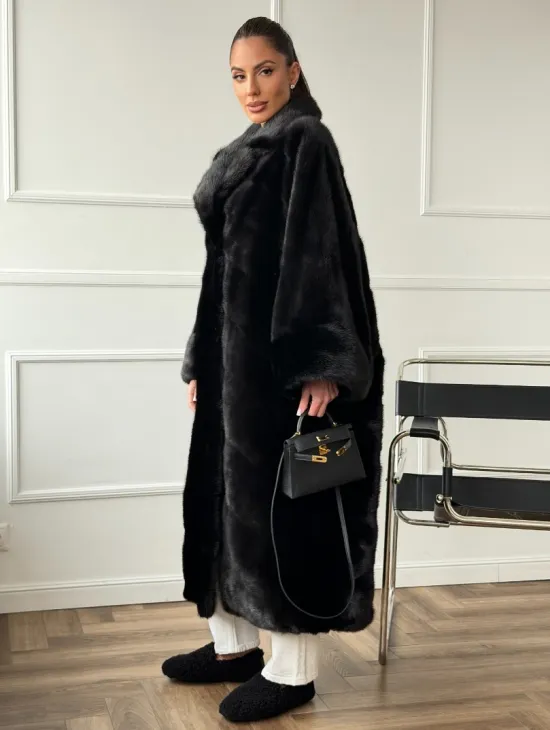 Черное меховое норковое пальто в стиле 
