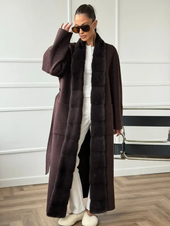 Длинное демисезонное пальто с мехом норки - фото 6