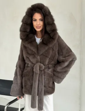 Меховой норковый полушубок с капюшоном куница - фото 7