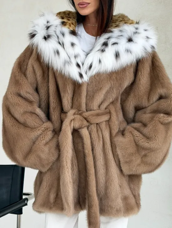 Шуба норковая пастель в роспуск с капюшоном под рысь - фото 2