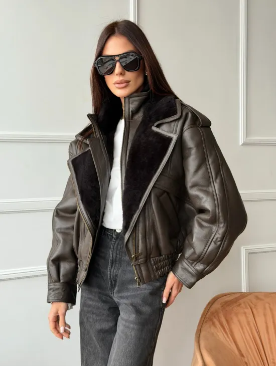 Стильная куртка - дубленка из овчины - фото 9