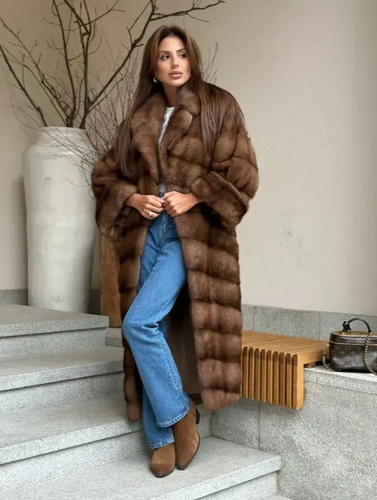 Стильное пальто из меха соболиной норки - цвет соболь - фото 3